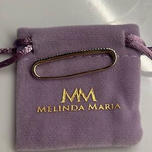 Melinda Maria black / gold ear bar